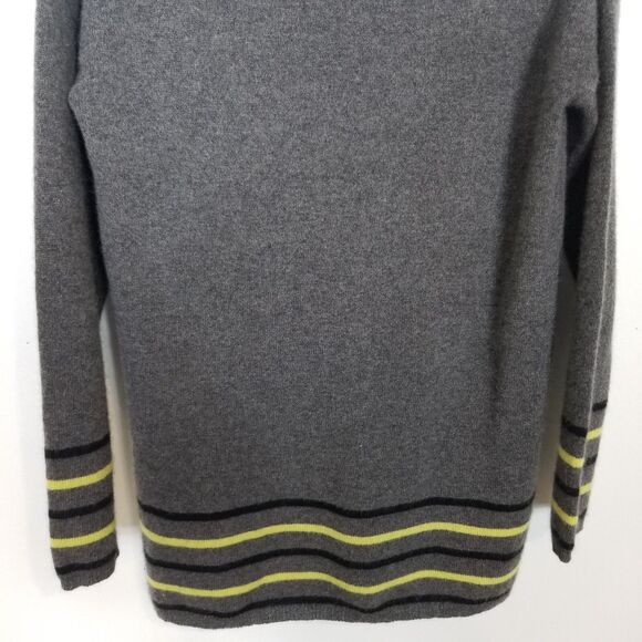Halogen Women Cashmere Tunic Pullover Sweater Sz M Gray Yellow Soft Cozy - Picture 3 of 8